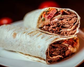 В Винницкой области десятки людей отравились шаурмой