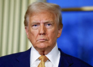 Трамп пообіцяв, що таки дасть Україні більше зброї