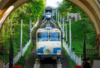 Фунікулер у Києві закриють на ремонт більш ніж на місяць