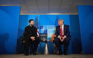 Трамп интересовался у Зеленского об ударах по Москве, — СМИ