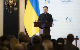 Зеленський назвав основні завдання дипломатії України