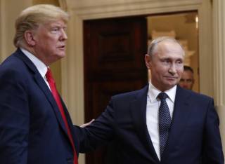 Песков подтвердил, что Путин не спешит встречаться с Трампом