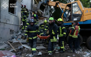 Число жертв вчерашнего удара по Киеву выросло до 28