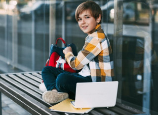 Розвиток емоційного інтелекту в дітей: як курси розвитку особистості сприяють розумінню та управлінню емоціями?