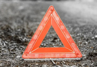 У Волинській області маленький хлопчик за кермом авто на смерть збив свою крихітну сестру