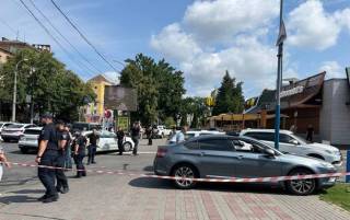 В Черкассах неизвестный открыл стрельбу в McDonald’s