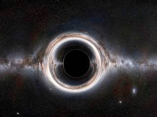 Обнаружена самая древняя черная дыра