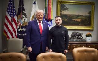 Встреча Трампа и Зеленского может не сразу привести к саммиту с Путиным, — WP