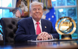 Трамп почав готувати зустріч Зеленського та Путіна