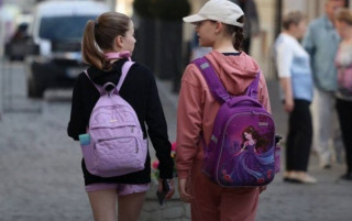 Кабмін визначив терміни навчального року у школах