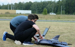 РФ готує дітей до війни дронів, - британська розвідка