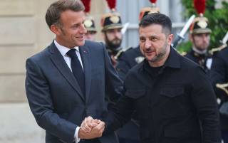 Макрон сделал заявление о гарантиях безопасности Украины