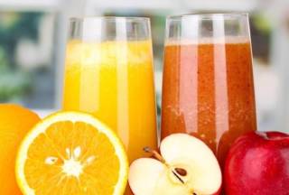 Британцы рассказали, вредны ли фруктовые соки для зубов