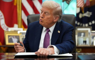 Трамп анонсував чергову бесіду з Путіним та вирішення війни в Україні