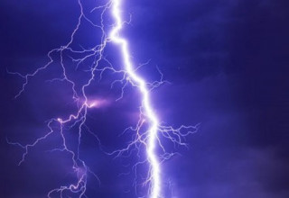 Найближчими днями на українців чекають дощі та грози