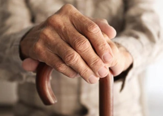 Вчений назвав граничну тривалість життя людини