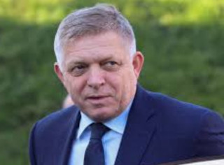 Фіцо розповів, чи Словаччина підтримає новий пакет санкцій проти Росії