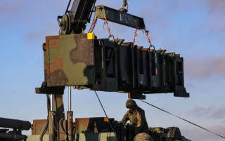 Частина російських дронів летіла до бази НАТО у Польщі, — ЗМІ