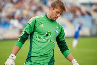 Екс-голкіпера «Динамо» та «Шахтаря» затримали при спробі втечі з України. Його вже мобілізували