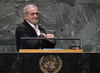 Иран уверяет, что не собирается создавать ядерное оружие