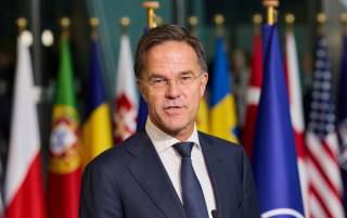 Рютте отреагировал на идею Трампа сбивать российские самолеты