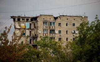 Въезд в Купянск закрыт: люди эвакуируются пешком