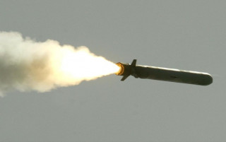 США допоможуть Україні завдавати ударів углиб РФ, — ЗМІ