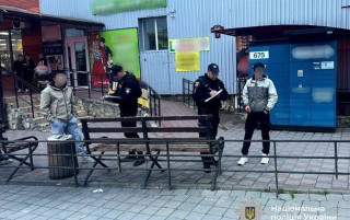 У Вінниці сталася стрілянина біля торгового центру