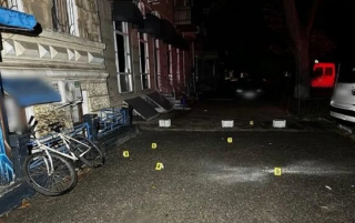 В Одесі чоловік кинув страйкбольні гранати в групу людей