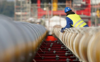 Угорщина погодилася на заборону поставок ЗПГ із Росії, — ЗМІ