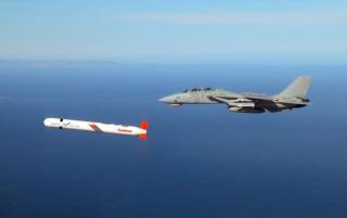 Стало известно, сколько ракет Tomahawk США смогут передать Украине