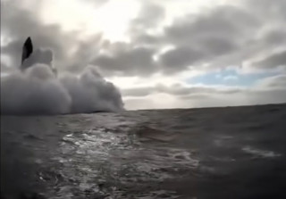 З'явилося відео, як приводнився та вибухнув Starship