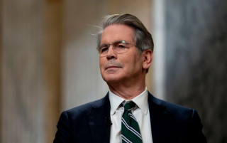 У США звинуватили Китай у спробі «завалити» світову економіку