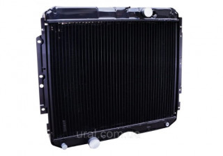 Радіатори охолодження двигуна — надійність, ефективність і довговічність