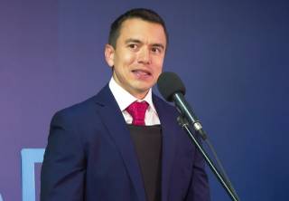 Президент Эквадора заявил, что его хотели отравить