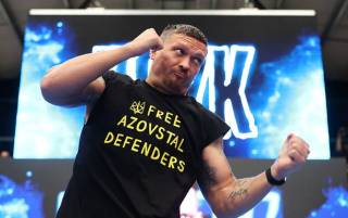 Усику предлагают провести бой на голых кулаках