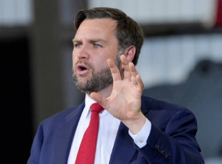 Венс зробив несподіване зізнання про війну в Україні