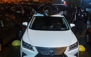 У Києві чоловік возив «Шахед» просто на даху свого авто