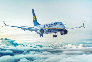 Известный авиаперевозчик отказался от бумажных билетов