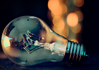 Українцям розповіли, коли може покращити ситуацію з електрикою