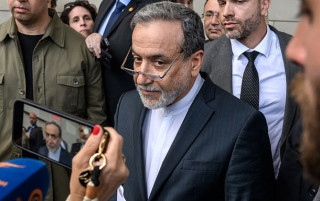 Іран заявив про повну зупинку збагачення урану