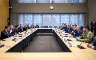 Мирный план Трампа для Украины существенно сократили, — FT