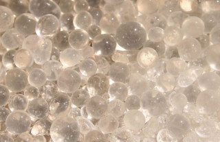 Для чего используют силикагель: свойства, преимущества и сферы применения