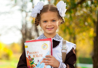 Рада прибрала російську з переліку мов, які потребують особливого захисту