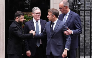 Україна та Європа мають «багато карт», — Макрон