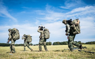 НАТО проведе військові навчання по всьому кордону з Росією